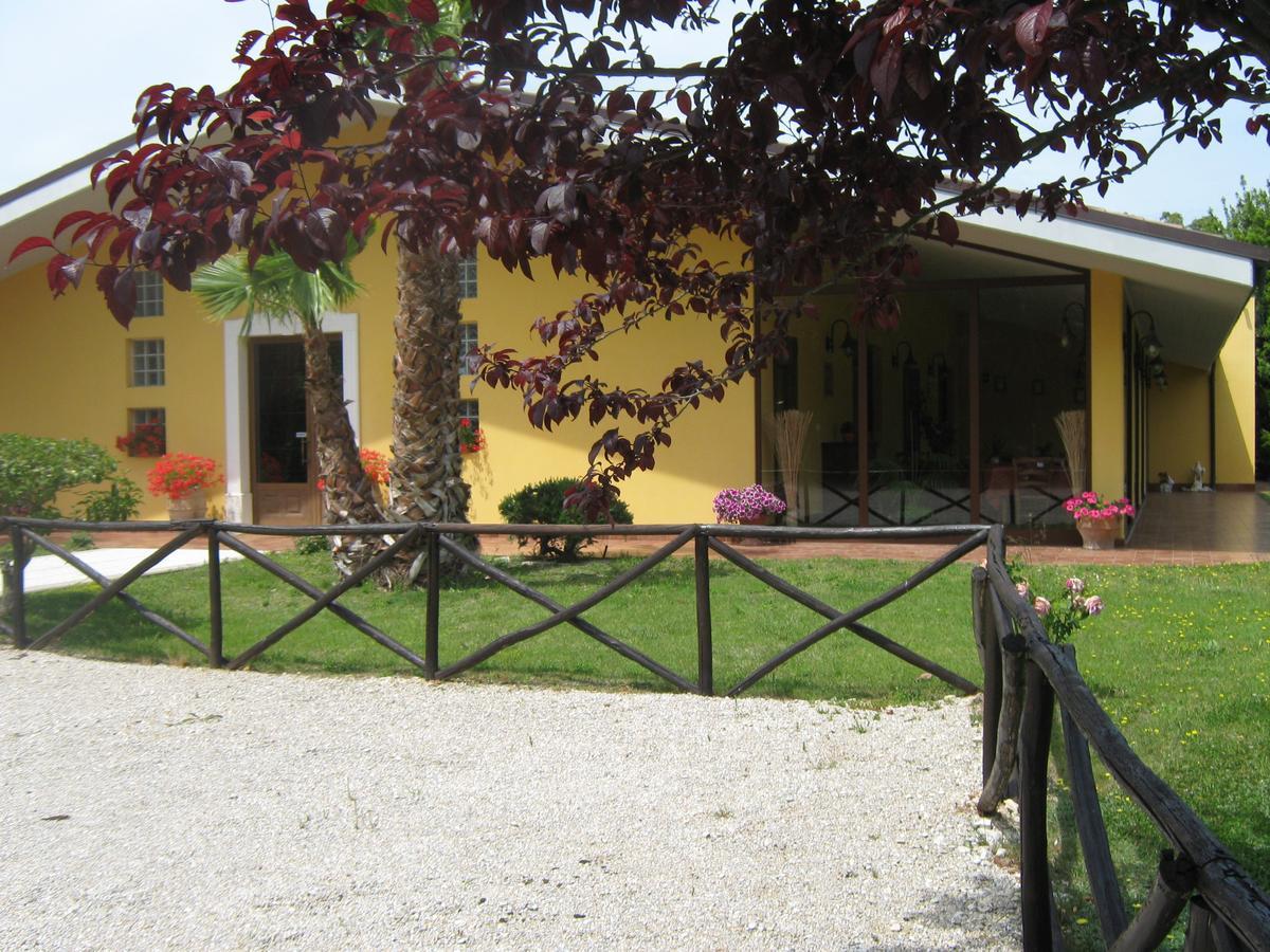 B & B Oasi Rosciano  Exterior foto